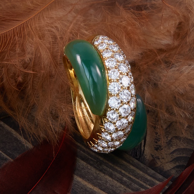 Van Cleef & Arpels Chrysoprase and Diamond Ring, French