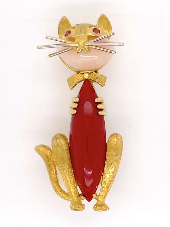 18 Karat Yellow Gold Red Coral and Ruby Cat Brooch, Italy
