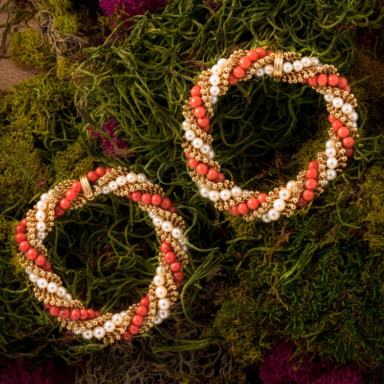 18 Karat Yellow Gold Coral and Pearl Bracelet by Van Cleef & Arpels, France, c. 1970s