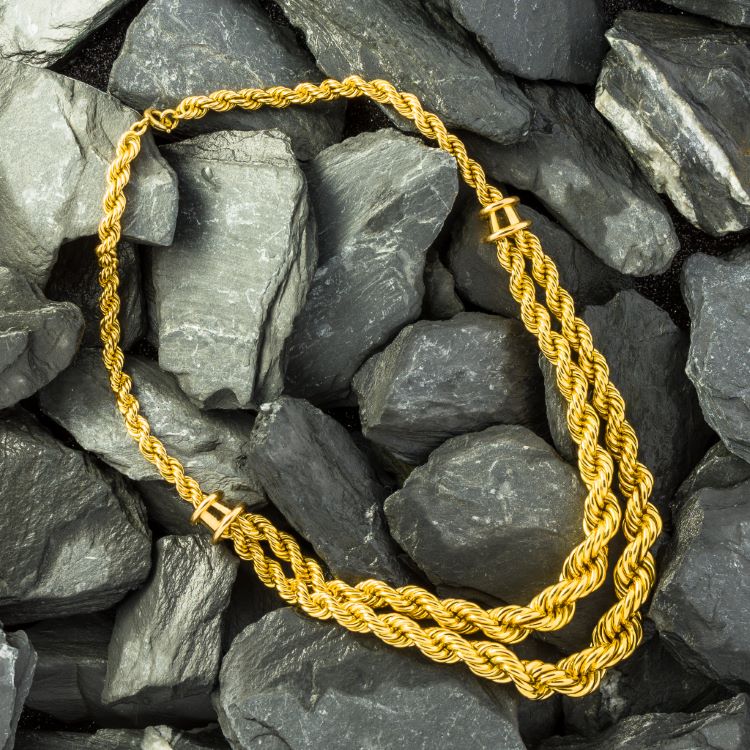 18 Karat Yellow Gold Necklace by Boucheron