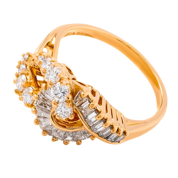 Oscar Heyman Diamond Ring, 18 Karat Yellow Gold