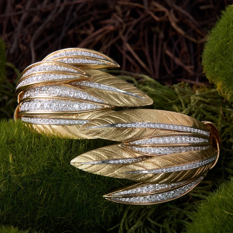 Verudra Tiara Feather Diamond Bangle Bracelet 