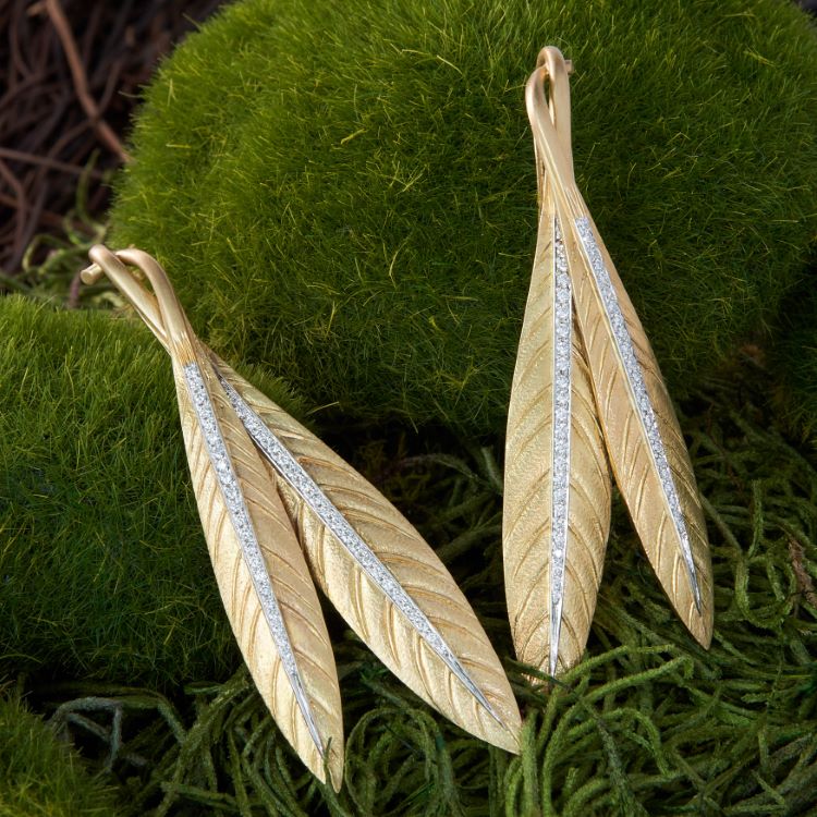 Verudra Tiara Feathers Diamond Earrings