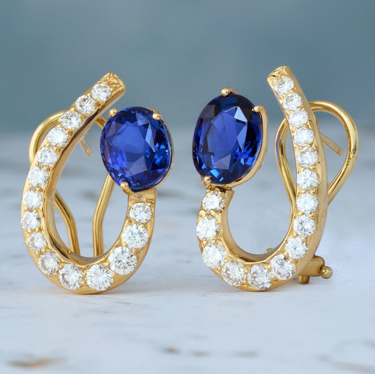 Pair of No Heat Sapphire and Diamond Earrings, 18 Karat Yellow Gold