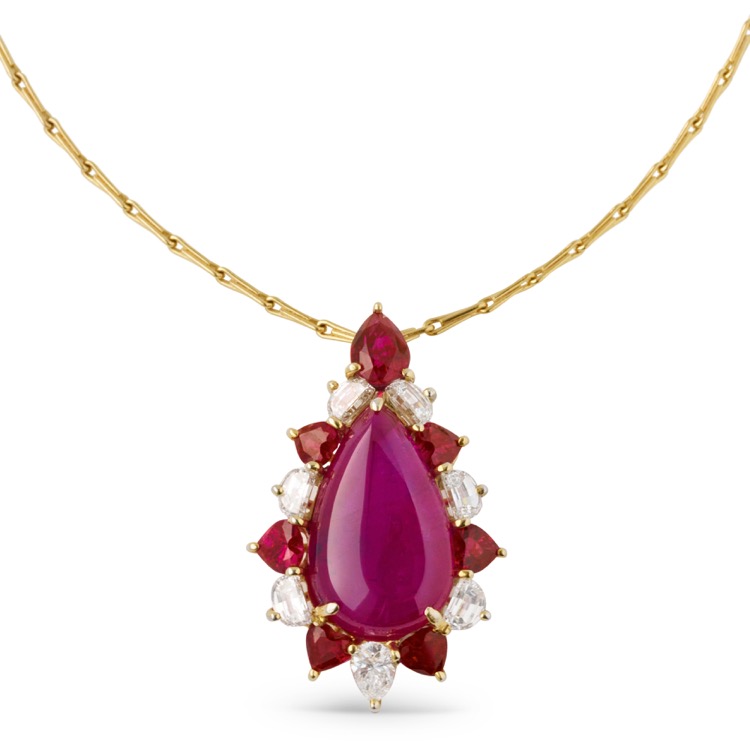 Burma Ruby and Diamond Pendant with Chain, 18 Karat Yellow Gold