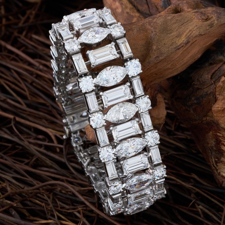 Harry Winston Diamond Bracelet, Platinum 