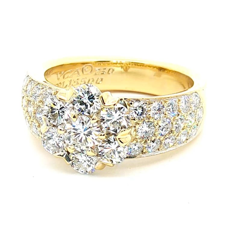 Van Cleef & Arpels Diamond Fleurette Ring, 18 Karat Yellow Gold