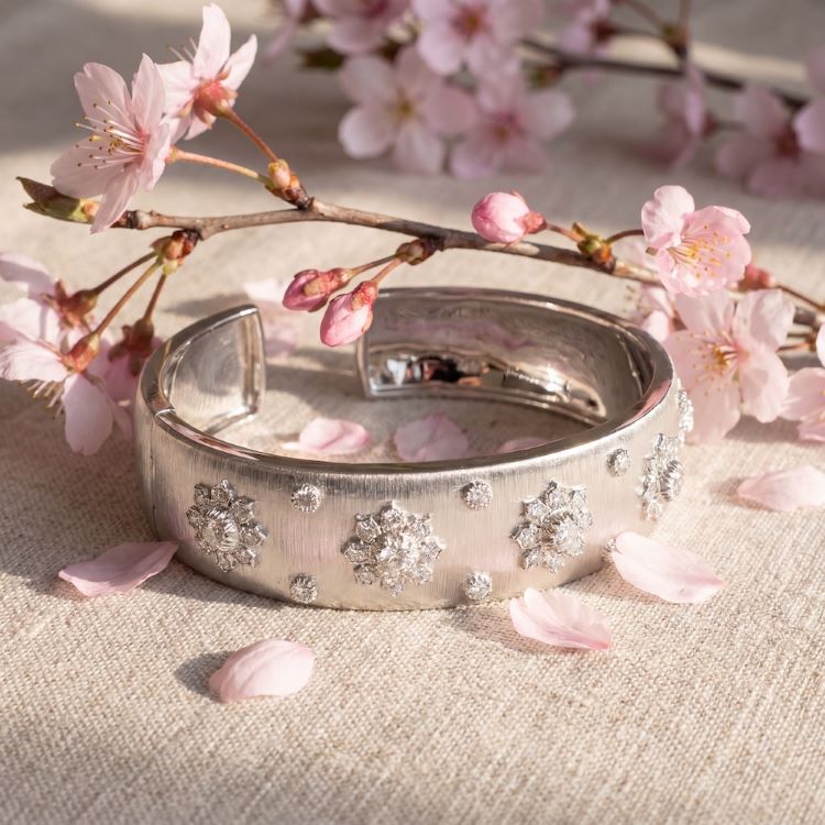 Buccellati Diamond Cuff Bracelet, 18 Karat White Gold